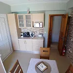Alexandros Appartement *